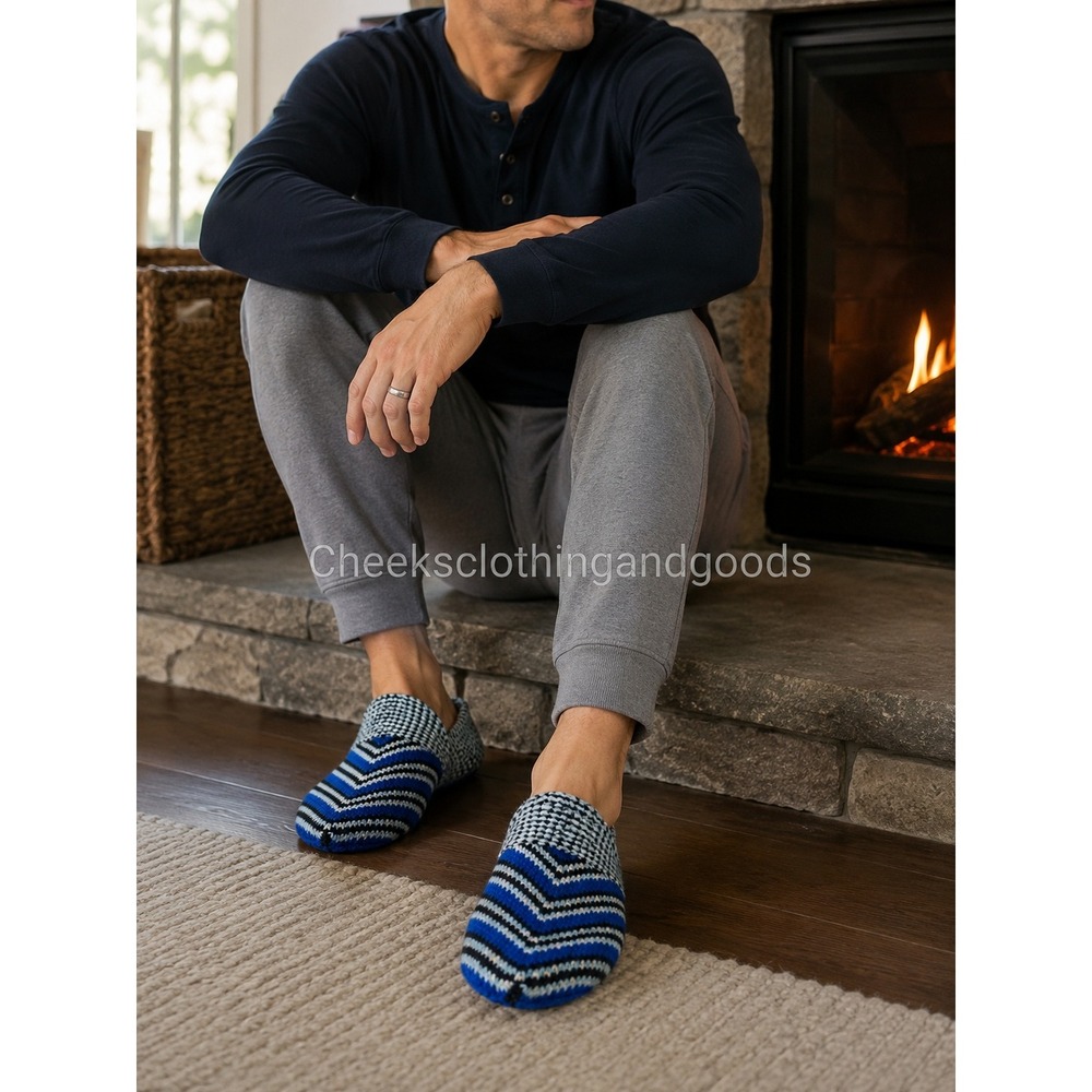 Bombas Mens Gripper Slippers Blue White Chevron Knit House Shoes Medium